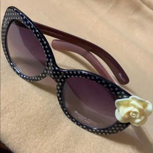 😎 Stylish Full UV Sunglasses!!